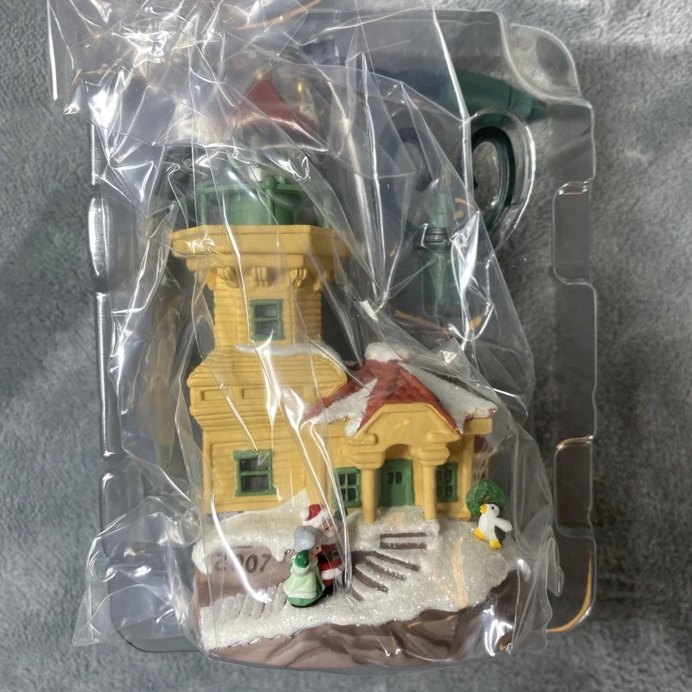2007 MAGIC Hallmark Keepsake Christmas Ornament Lighthouse Greetings # 11